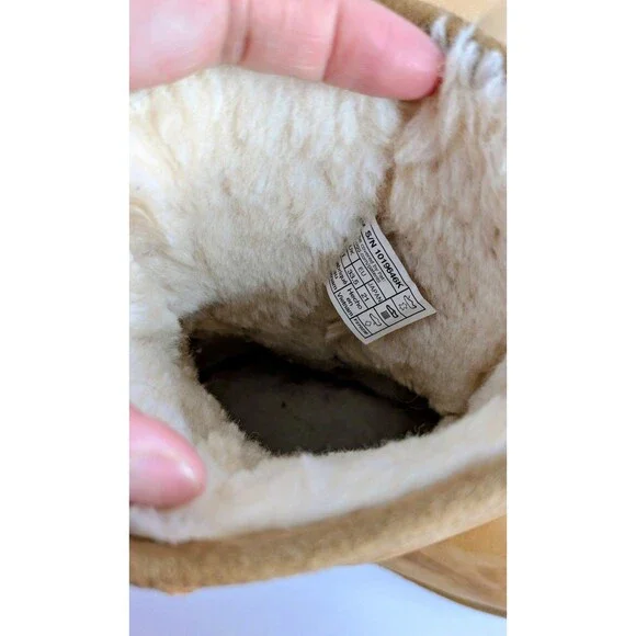 UGG Kids Classic Boots Size 2 Short Weather K/1019646K Chestnut 100% Authentic - Picture 10 of 12